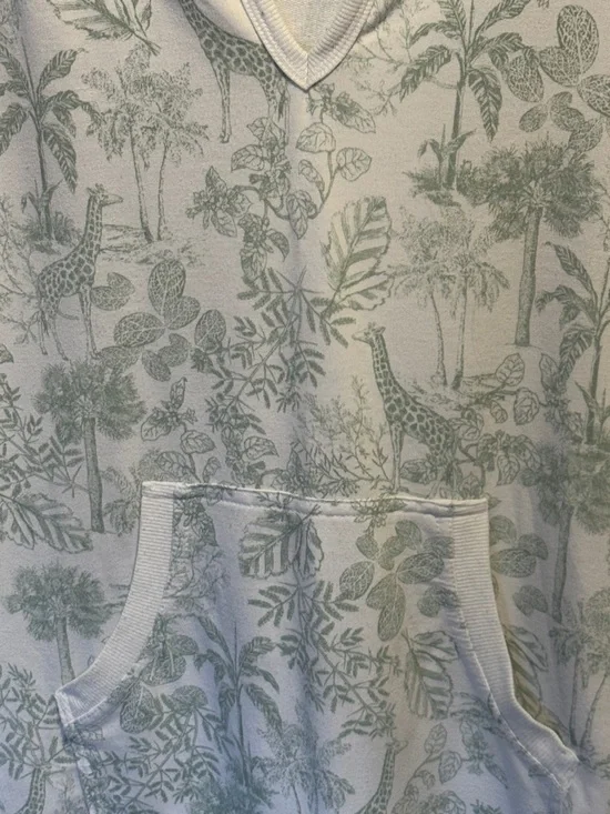 Jane and Delancey Light Sage Botanical Giraffe Hooded Tee - Picture 2 of 8